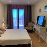 Apartment Sunrise T2 Avec Jacuzzi Vue Avec Acces Jacuzzi Et Piscine Porto-Vecchio (Corsica)