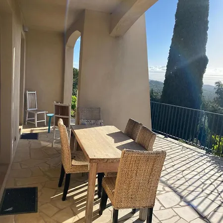 Sunrise T2 Avec Jacuzzi Vue アパート ポルトヴェッキオ